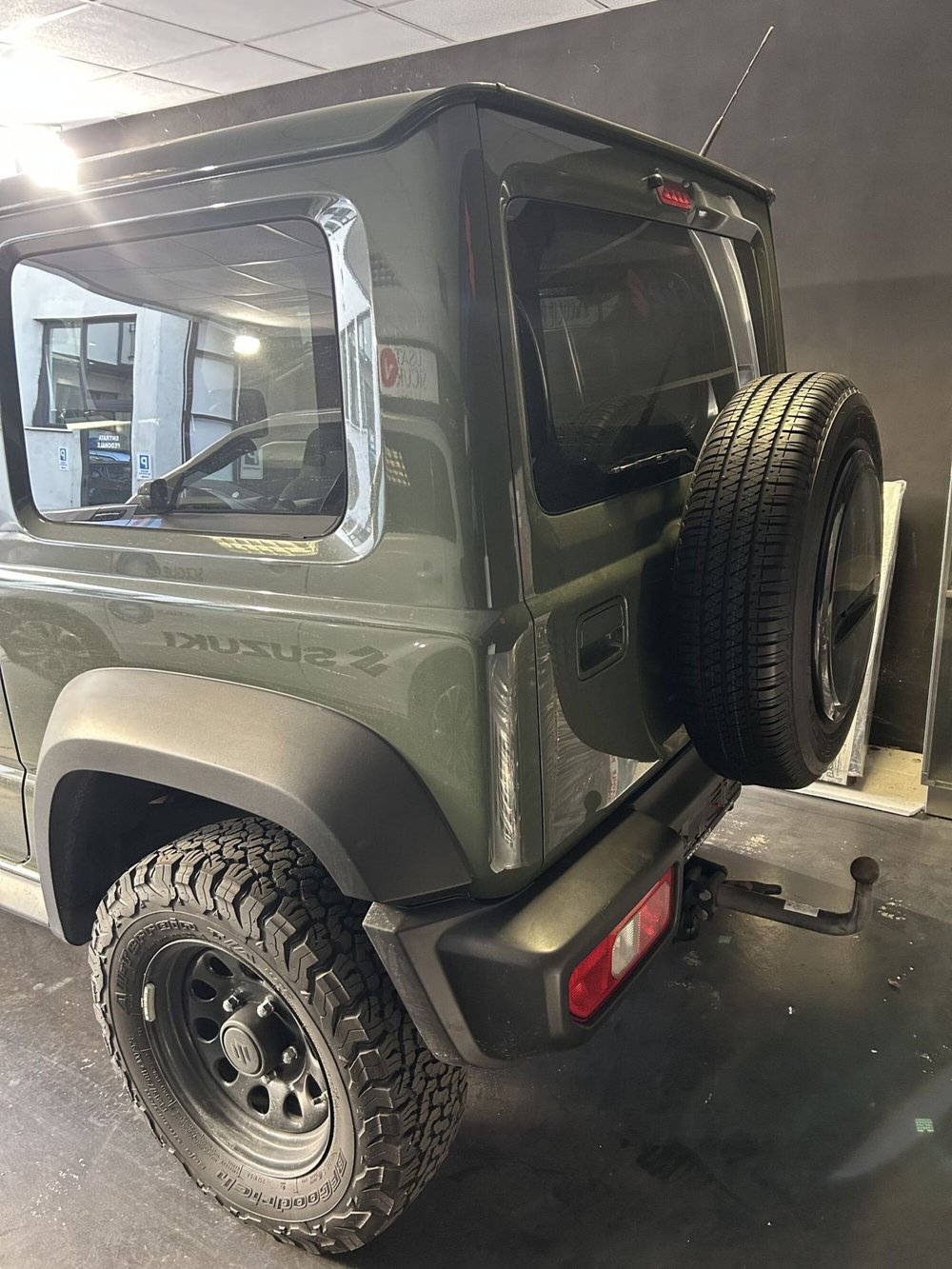 Suzuki Jimny usata a Milano (8)