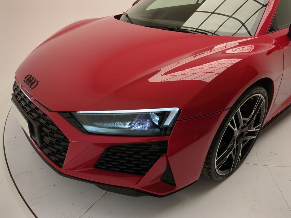 Audi R8 Coupé usata a Avellino (8)