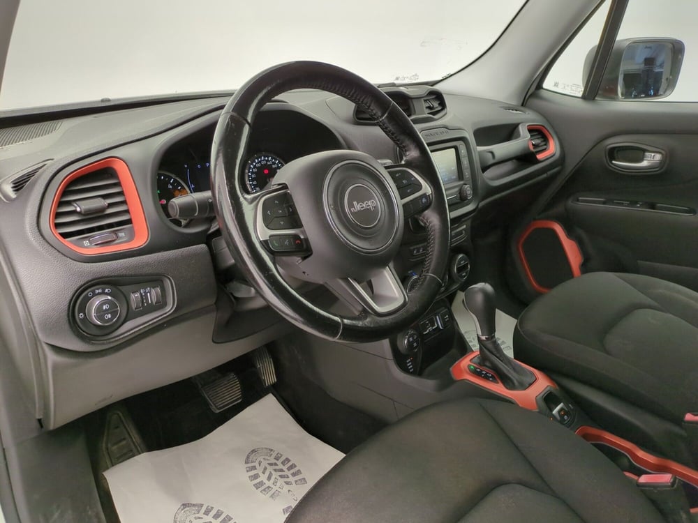 Jeep Renegade usata a Benevento (14)