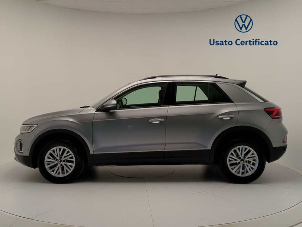 Volkswagen T-Roc nuova a Avellino (4)