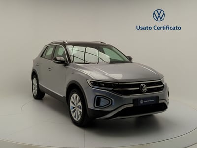 Volkswagen T-Roc 1.0 tsi Style 115cv nuova a Pratola Serra