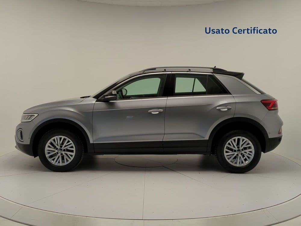 Volkswagen T-Roc nuova a Avellino (4)