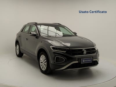 Volkswagen T-Roc 2.0 tdi Life 115cv del 2023 usata a Pratola Serra