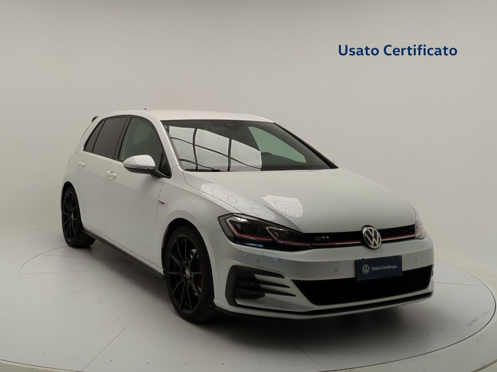 Volkswagen Golf usata a Avellino