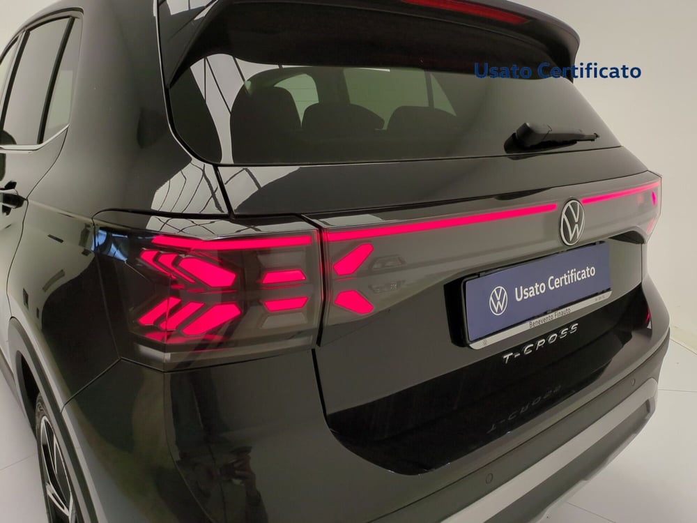 Volkswagen T-Cross nuova a Avellino (11)