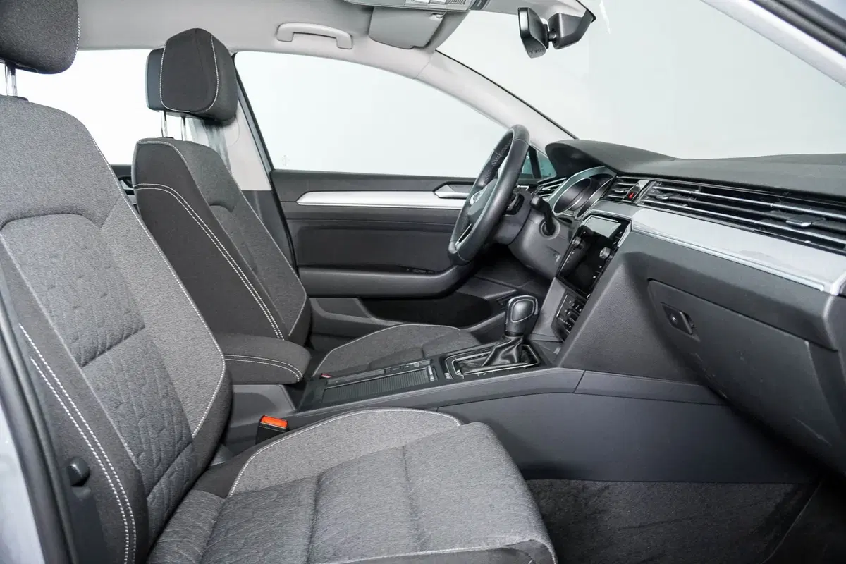 Volkswagen Passat Variant usata a Perugia (10)