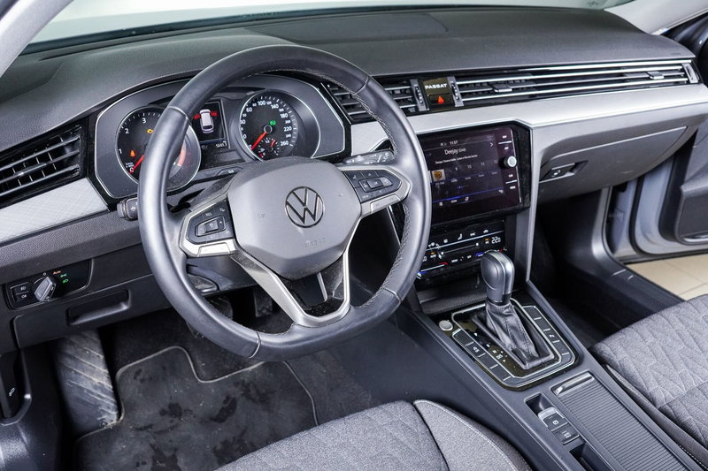 Volkswagen Passat Variant usata a Perugia (14)