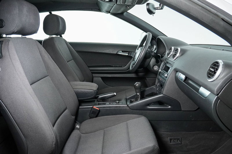 Audi A3 Cabrio usata a Perugia (10)