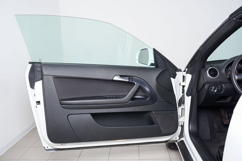 Audi A3 Cabrio usata a Perugia (12)