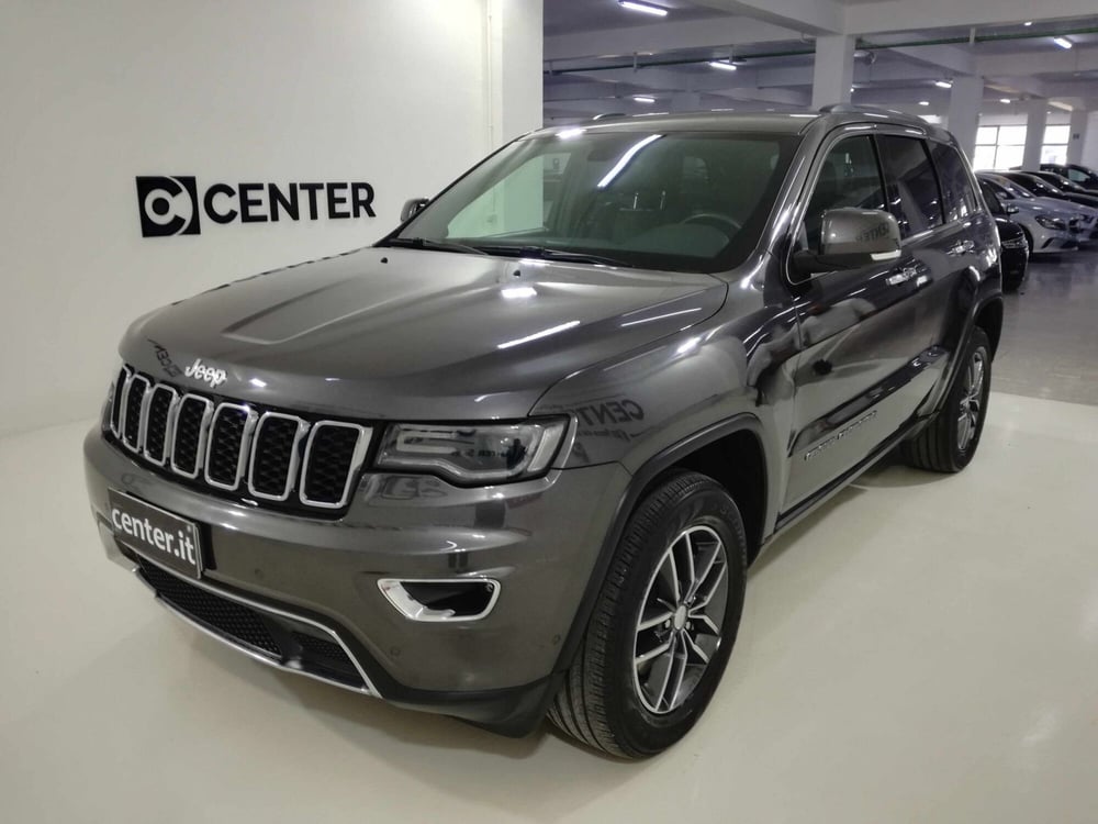 Jeep Grand Cherokee usata a Salerno