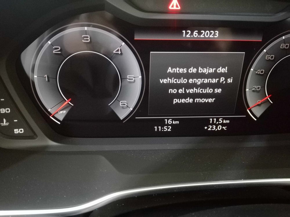 Audi Q3 nuova a Salerno (13)