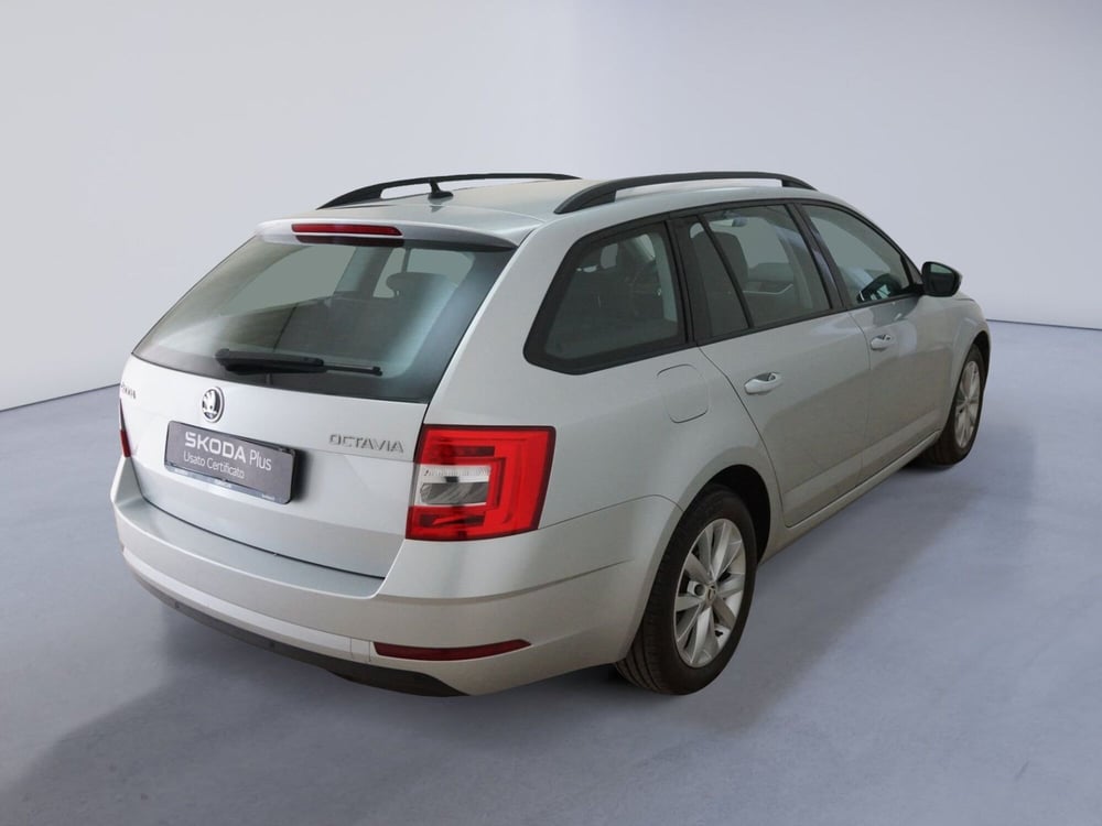 Skoda Octavia Station Wagon usata a Torino (6)