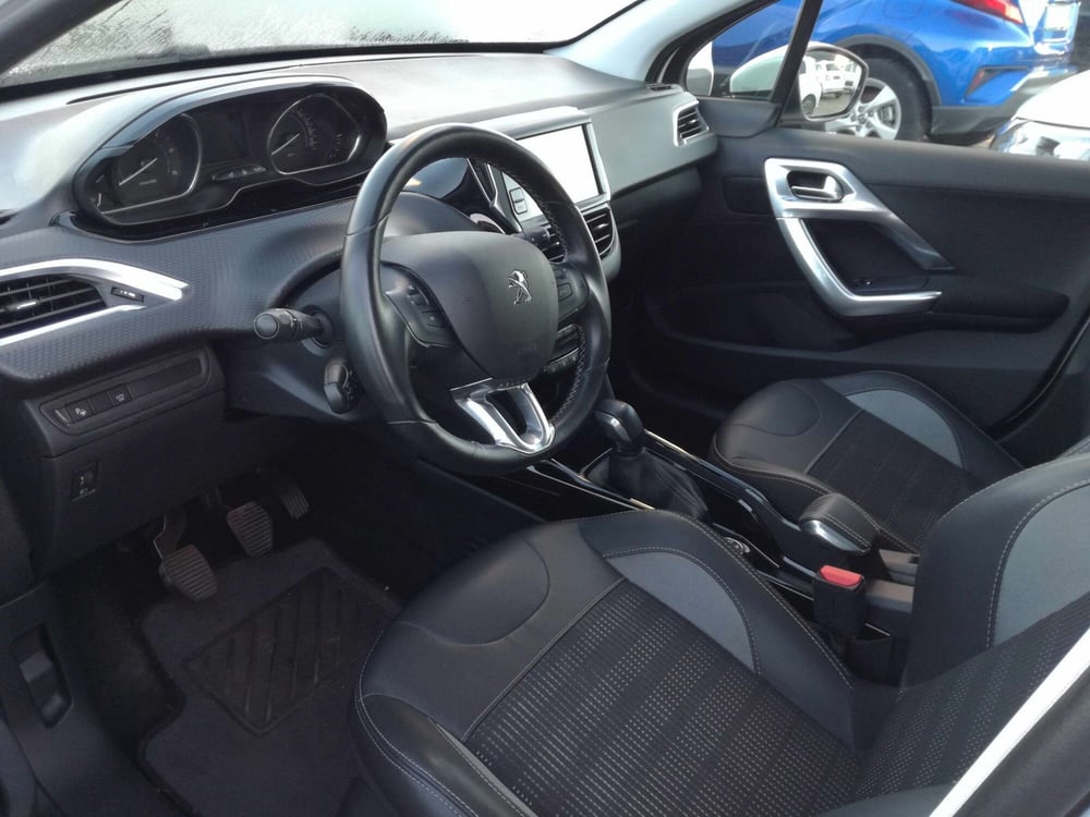 Peugeot 2008 usata a Salerno (5)