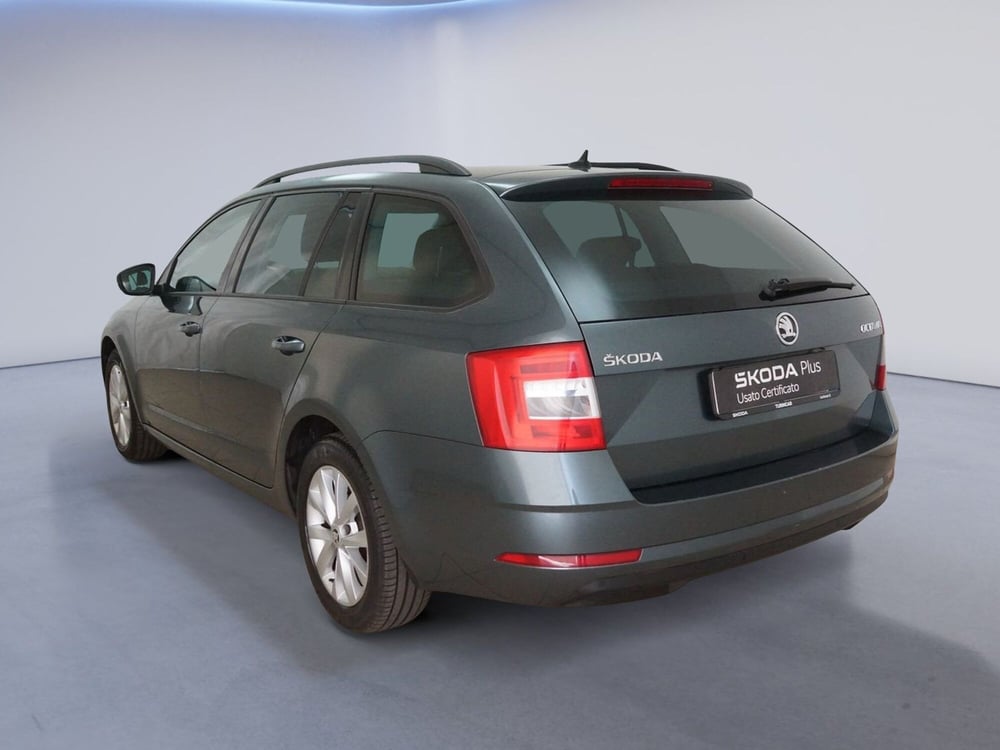 Skoda Octavia Station Wagon usata a Torino (4)