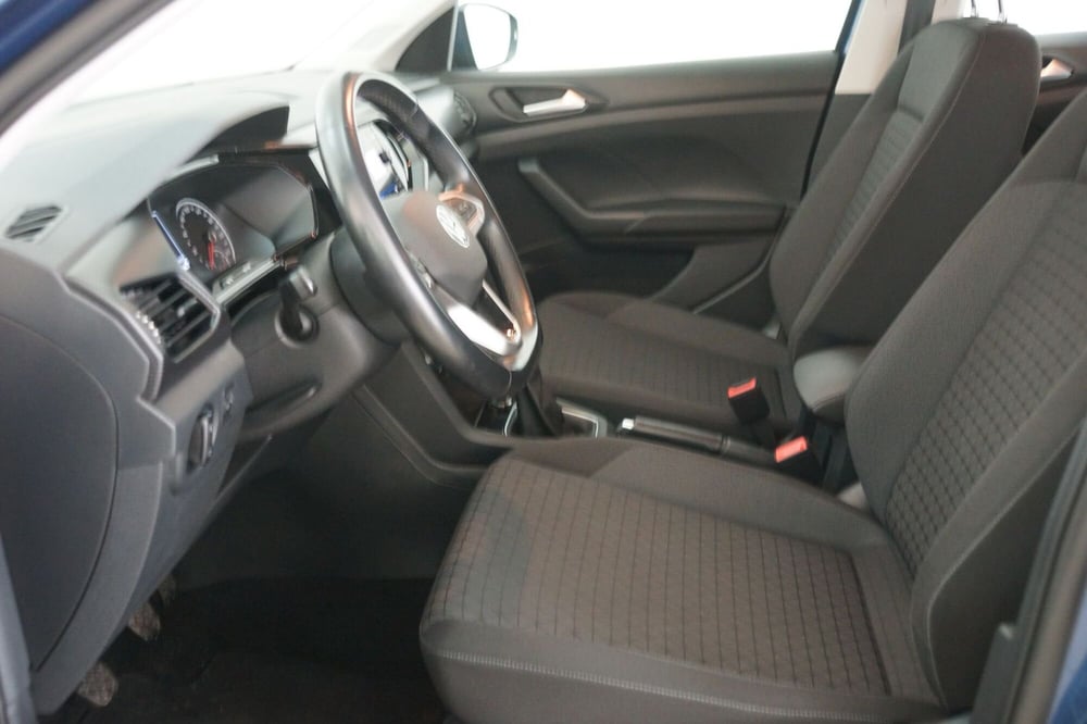 Volkswagen T-Cross usata a Torino (10)