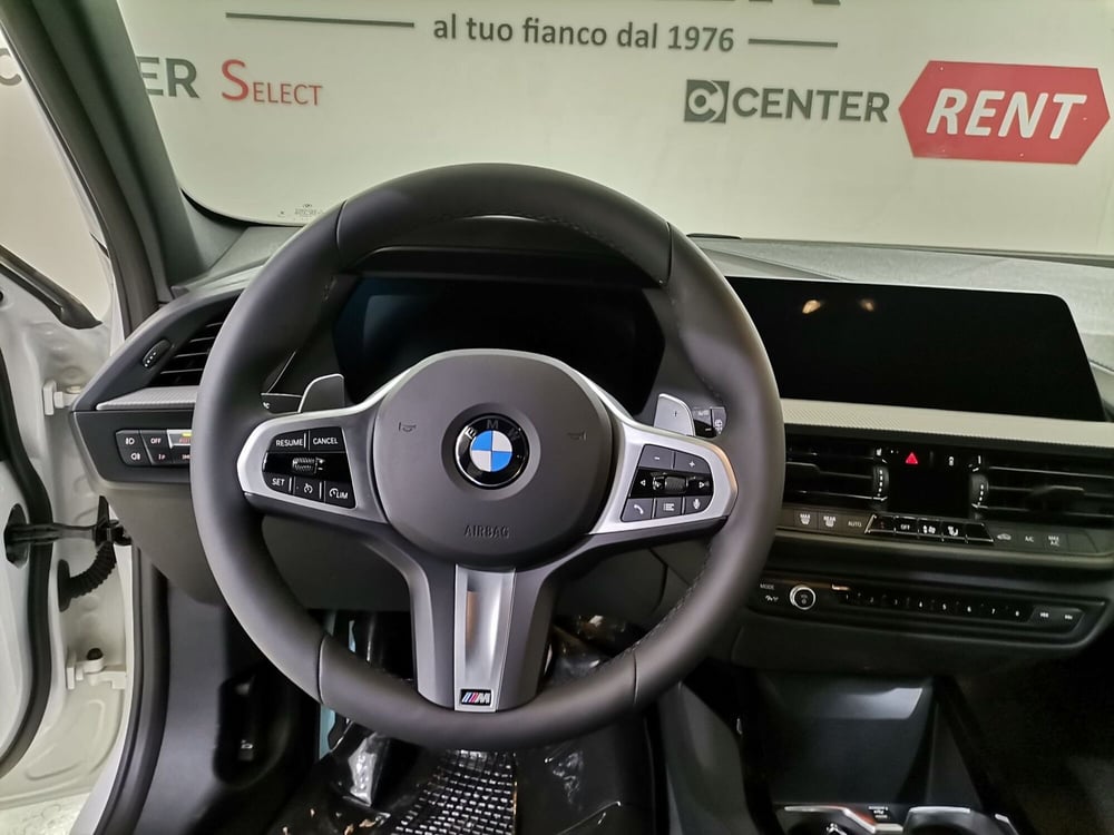 BMW Serie 1 nuova a Salerno (8)