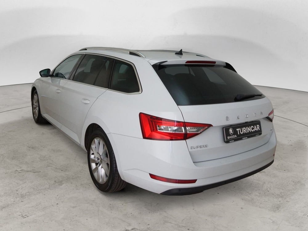 Skoda Superb Station Wagon usata a Torino (4)