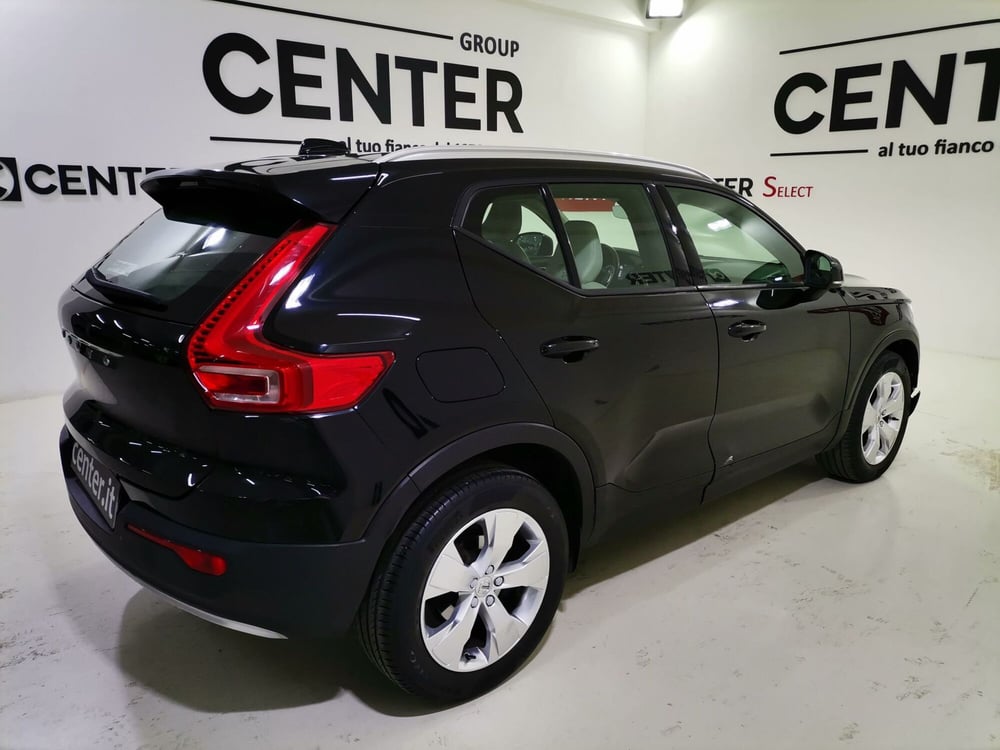 Volvo XC40 usata a Salerno (4)