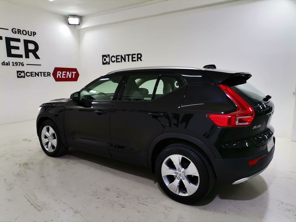 Volvo XC40 usata a Salerno (6)