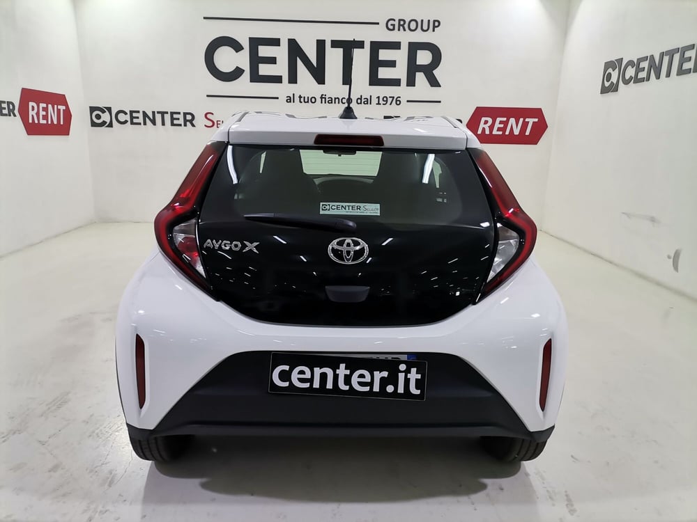 Toyota Aygo X nuova a Salerno (5)