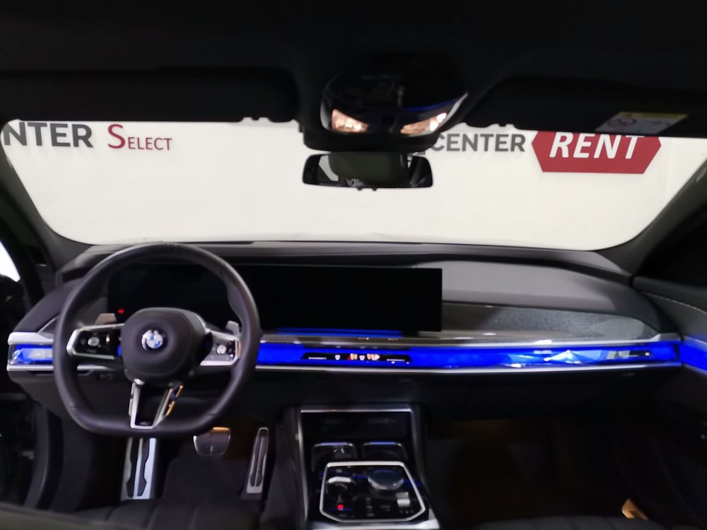 BMW Serie 7 usata a Salerno (7)