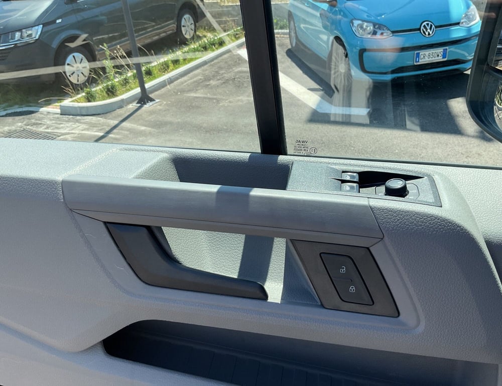 Volkswagen Veicoli Commerciali crafter Furgone usata a Salerno (17)