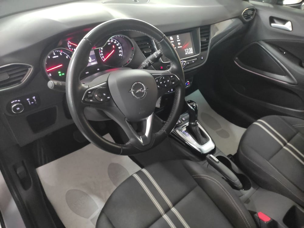 Opel Crossland usata a Prato (14)