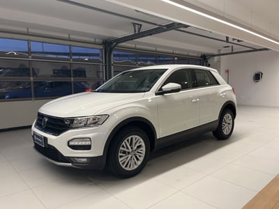 Volkswagen T-Roc 1.0 tsi Edition 110cv del 2021 usata a Salerno