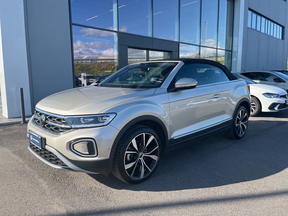 Volkswagen T-Roc Cabrio usata a Salerno