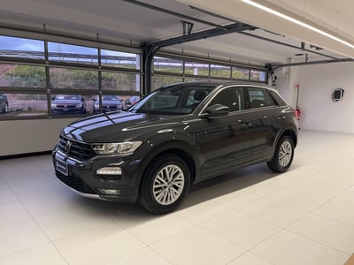 Volkswagen T-Roc 1.0 tsi Edition 110cv del 2021 usata a Salerno