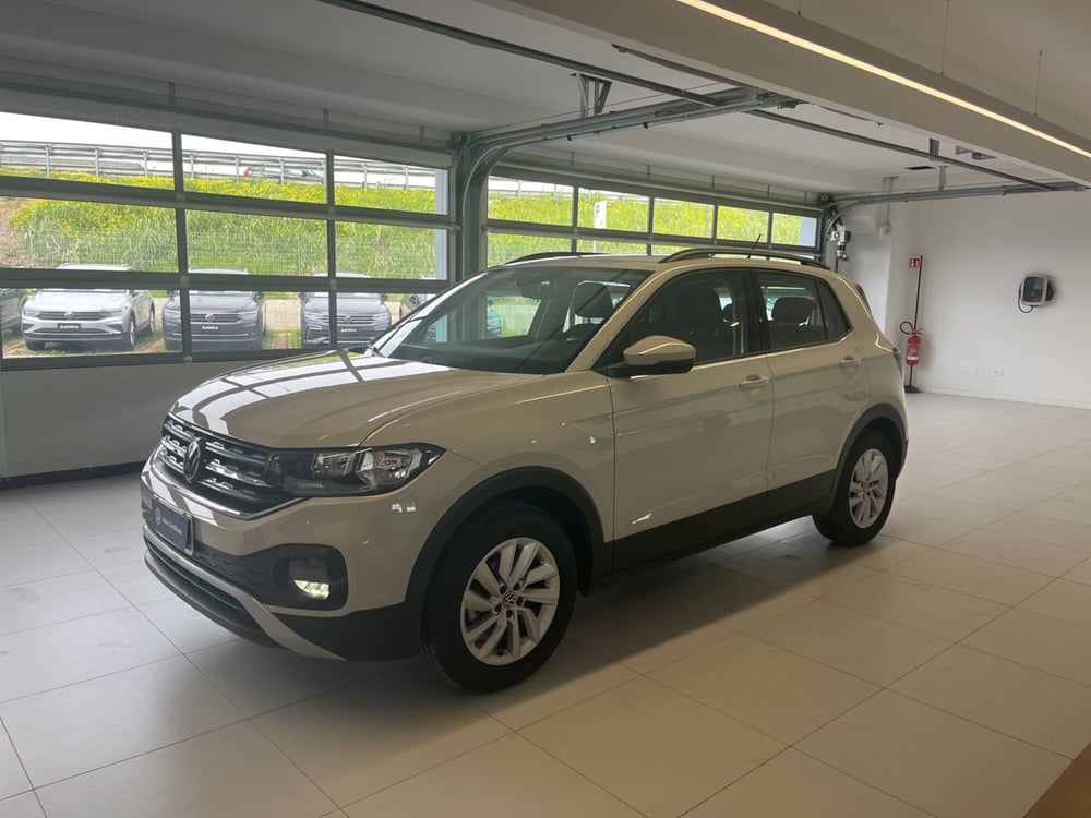 Volkswagen T-Cross usata a Salerno