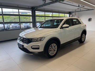 Volkswagen T-Roc 1.0 tsi Edition 110cv del 2021 usata a Salerno