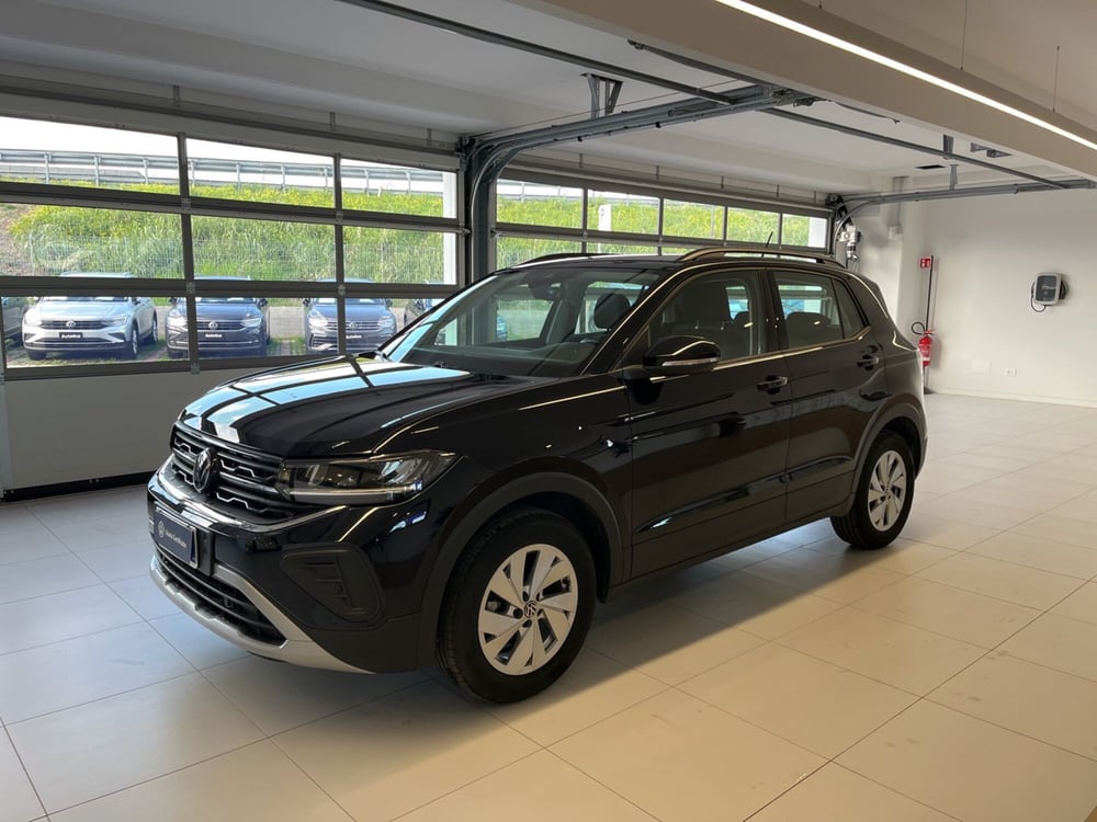 Volkswagen T-Cross usata a Salerno