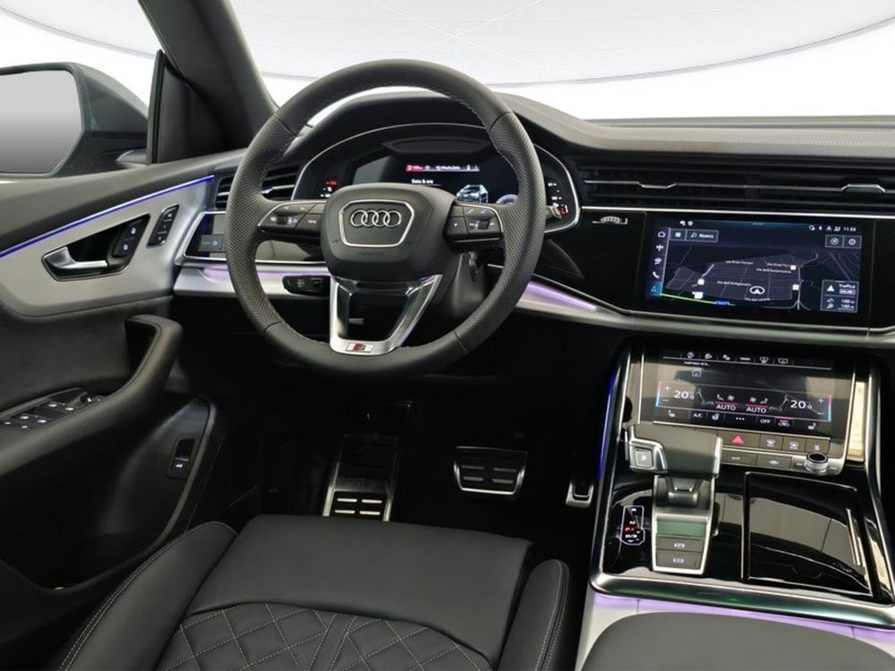 Audi Q8 nuova a Asti (11)