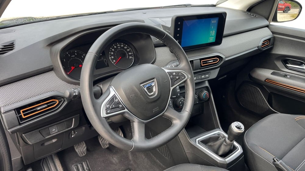 Dacia Sandero usata a Treviso (12)