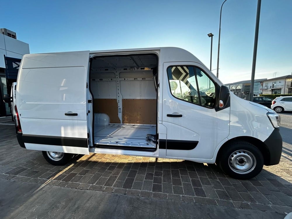 Renault Master Furgone nuova a Treviso (3)