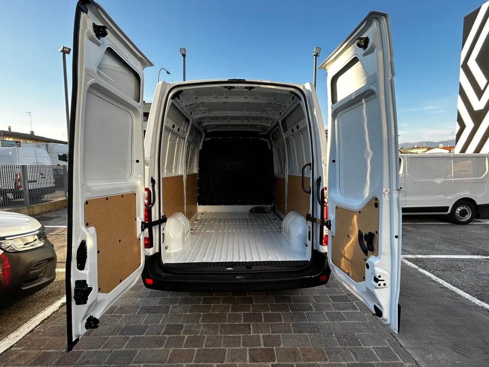 Renault Master Furgone nuova a Treviso (6)