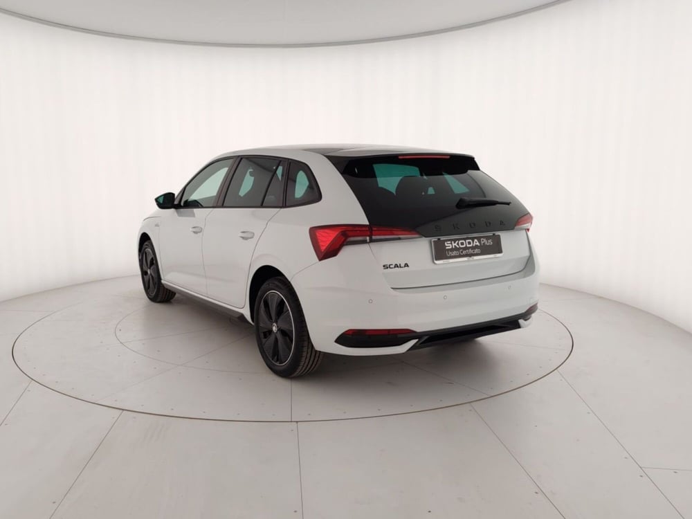 Skoda Scala nuova a Massa-Carrara (2)