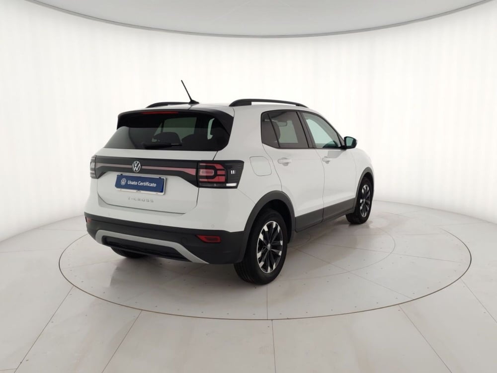 Volkswagen T-Cross usata a Massa-Carrara (3)