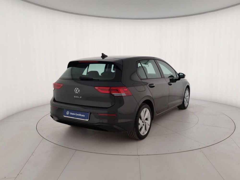 Volkswagen Golf usata a Massa-Carrara (3)