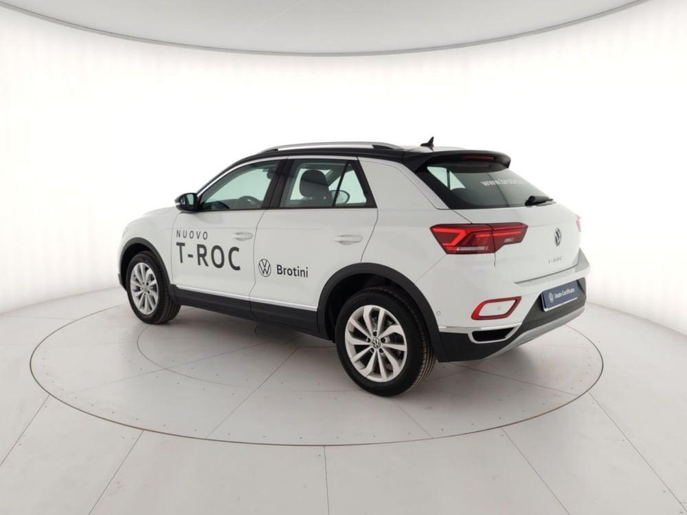 Volkswagen T-Roc nuova a Massa-Carrara (2)