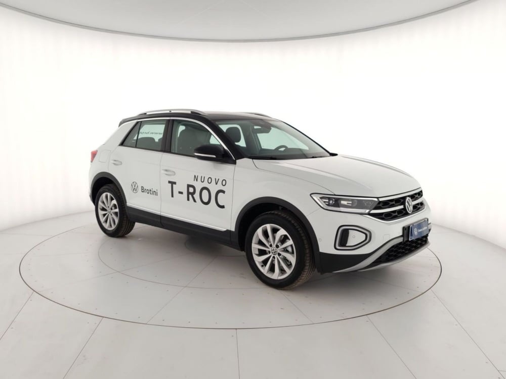 Volkswagen T-Roc nuova a Massa-Carrara (4)