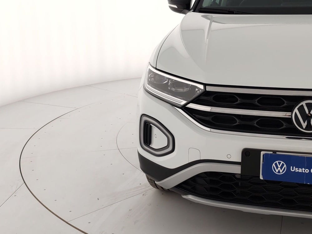 Volkswagen T-Roc nuova a Massa-Carrara (5)