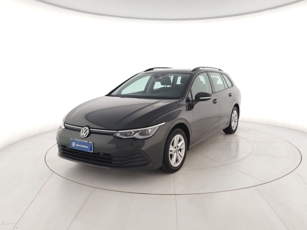 Volkswagen Golf Variant usata a Massa-Carrara