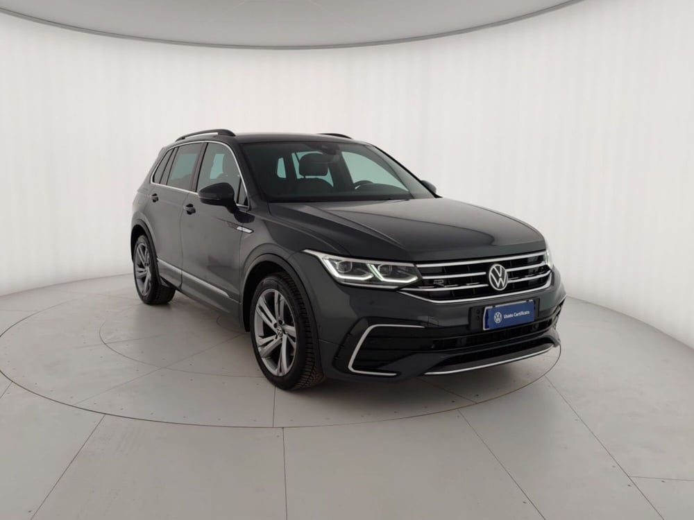 Volkswagen Tiguan usata a Massa-Carrara (4)