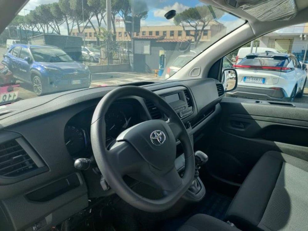 Toyota Proace nuova a Arezzo (9)