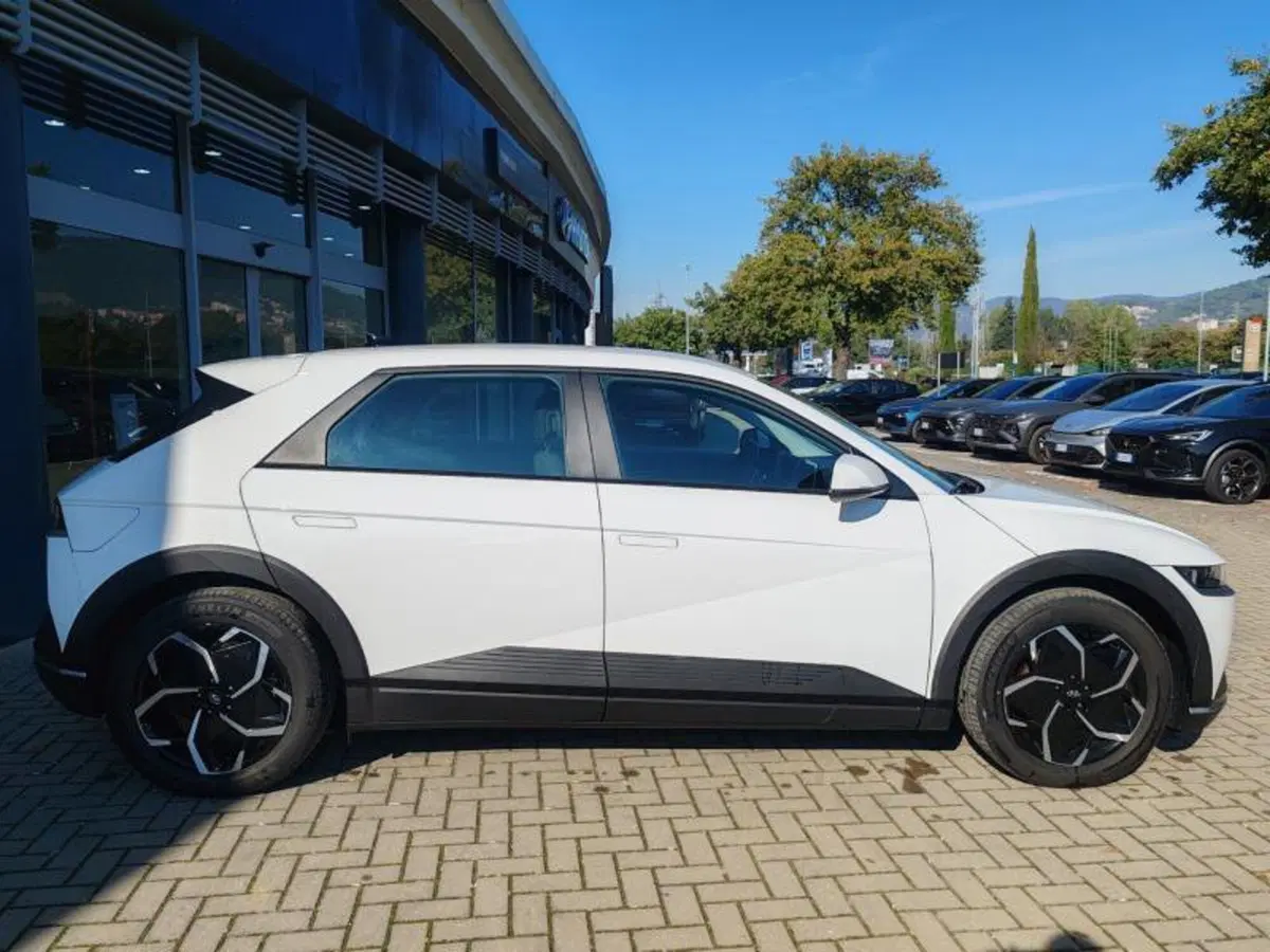 Hyundai Ioniq 5 usata a Perugia (13)