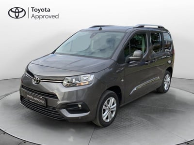 Toyota Proace City Verso City Verso 1.5D 130 CV S&amp;S Short D Executive  del 2020 usata a Perugia