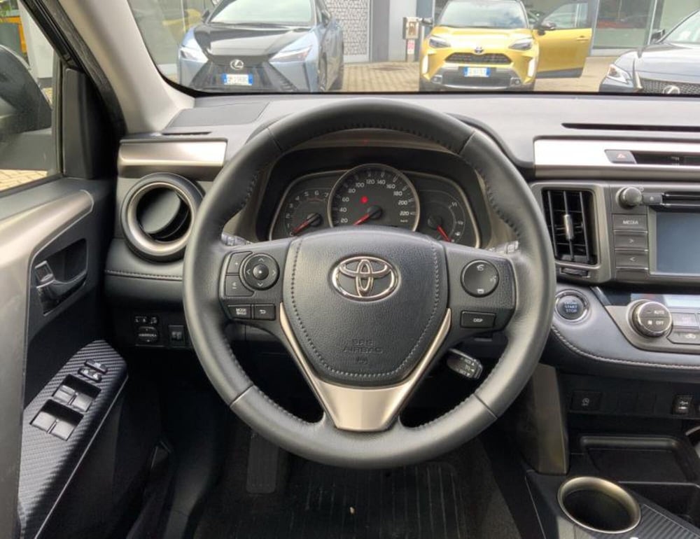 Toyota Rav4 usata a Perugia (11)