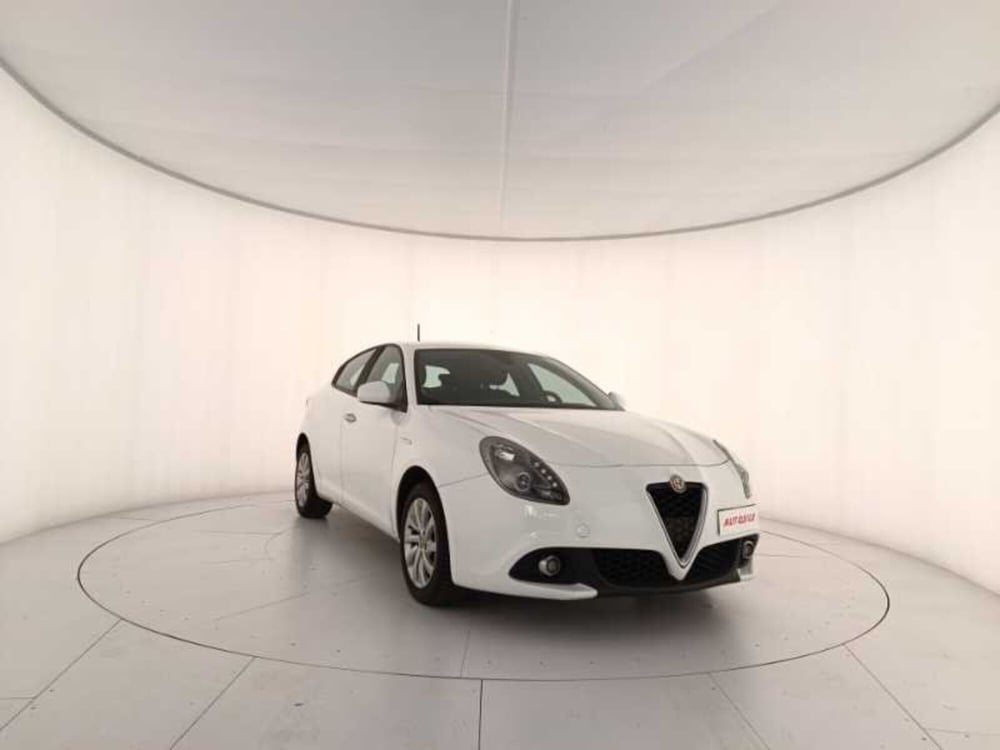 Alfa Romeo Giulietta usata a Treviso (3)